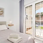 Apartahotel Apto 2 Almoraide 3*