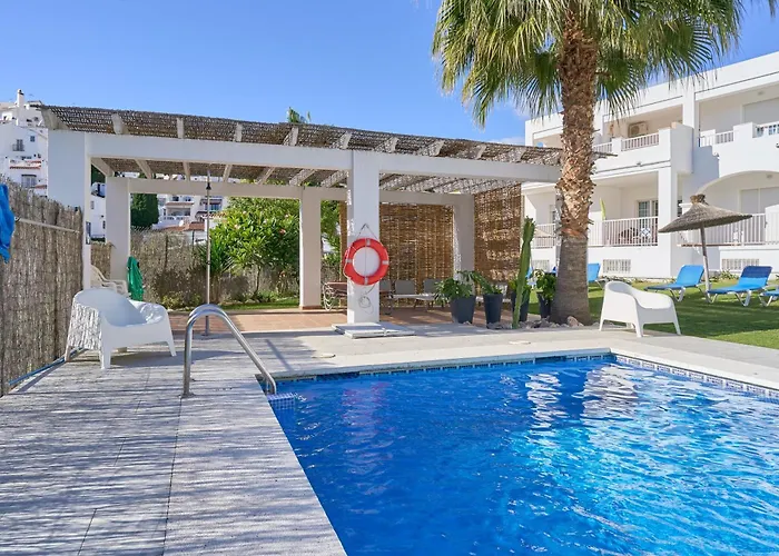 Apto 2 Almoraide Apartahotel 3*