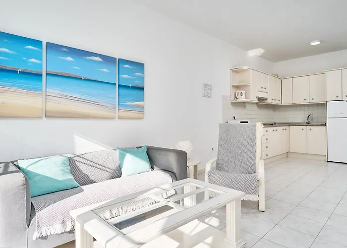 Apto 2 Almoraide Апарт-отель 3*